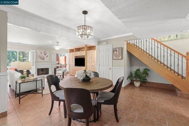 1304 Corte De Los Vecinos, Walnut Creek, CA 94598