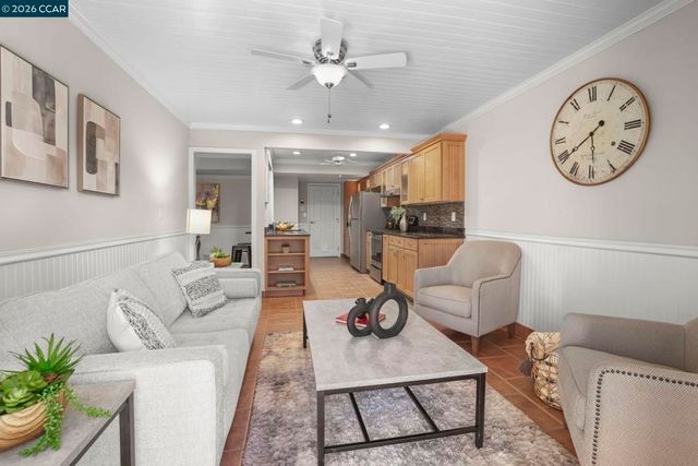 1304 Corte De Los Vecinos, Walnut Creek, CA 94598
