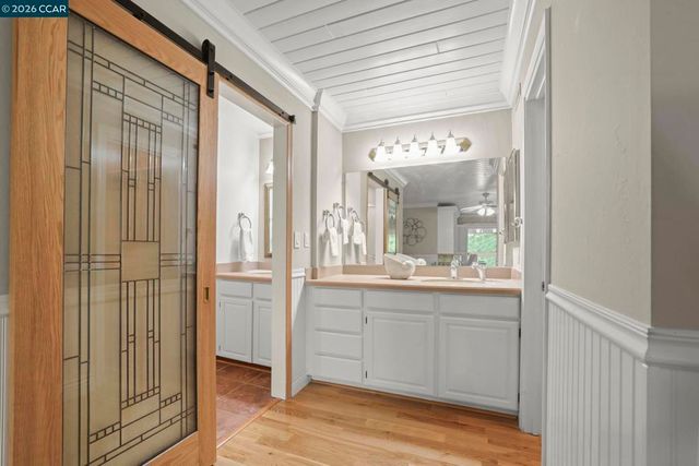 1304 Corte De Los Vecinos, Walnut Creek, CA 94598