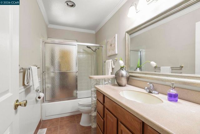 1304 Corte De Los Vecinos, Walnut Creek, CA 94598