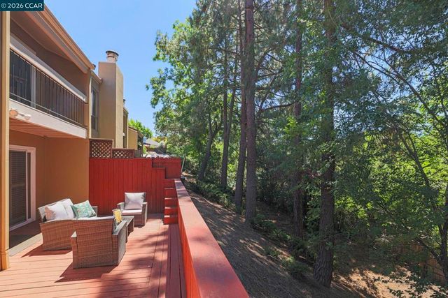 1304 Corte De Los Vecinos, Walnut Creek, CA 94598