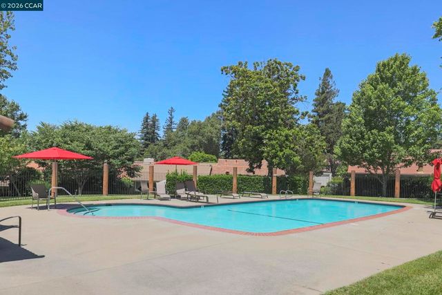 1304 Corte De Los Vecinos, Walnut Creek, CA 94598