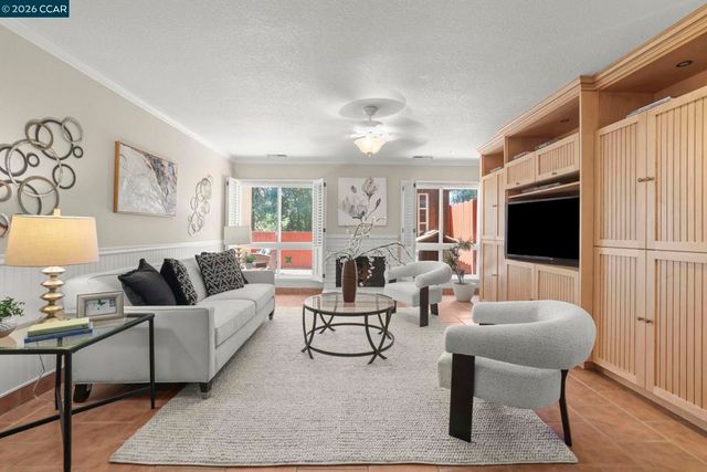1304 Corte De Los Vecinos, Walnut Creek, CA 94598