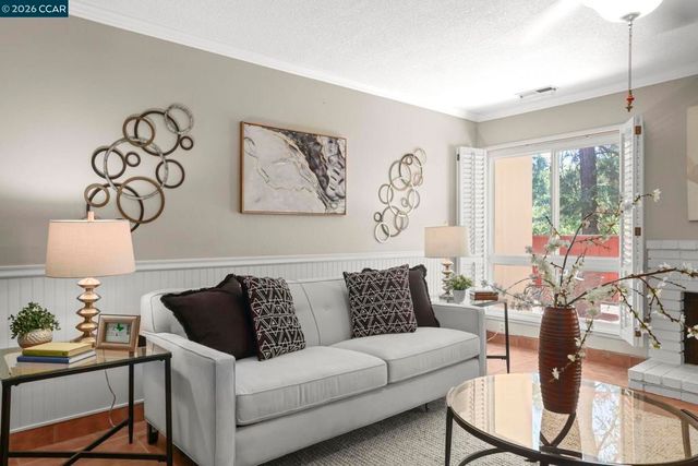 1304 Corte De Los Vecinos, Walnut Creek, CA 94598