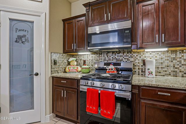 1133 MARATHON Place, El Paso, TX 79928