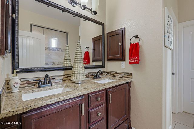 1133 MARATHON Place, El Paso, TX 79928