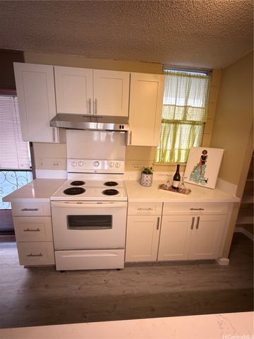 633 Nalanui Street 215, Honolulu, HI 96817