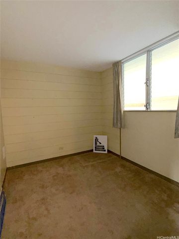 633 Nalanui Street 215, Honolulu, HI 96817