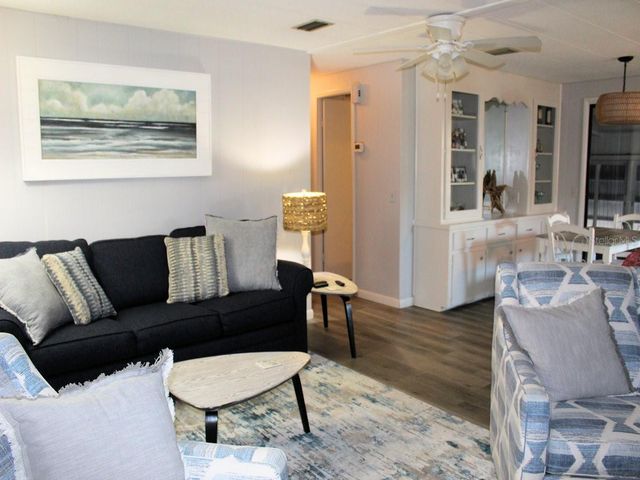 773 ROYAL PALM CIRCLE, Largo, FL 33778