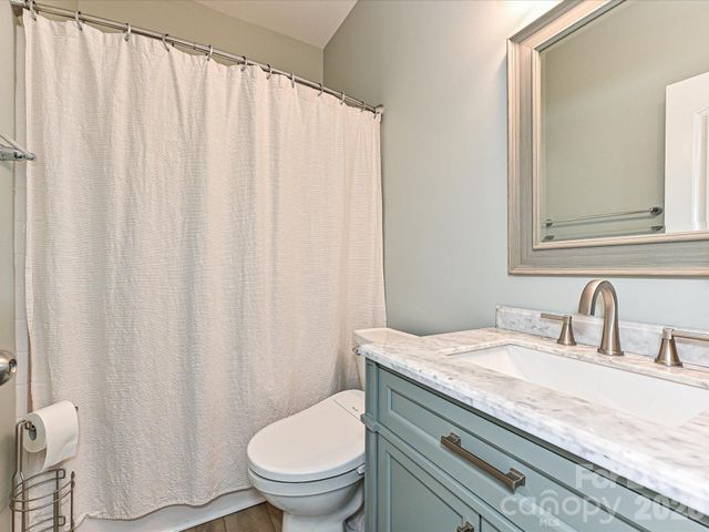17405 Caldwell Track Drive, Huntersville, NC 28078
