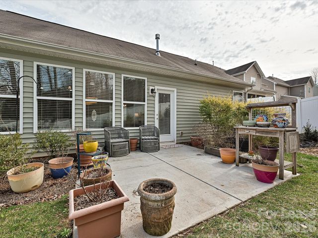 17405 Caldwell Track Drive, Huntersville, NC 28078