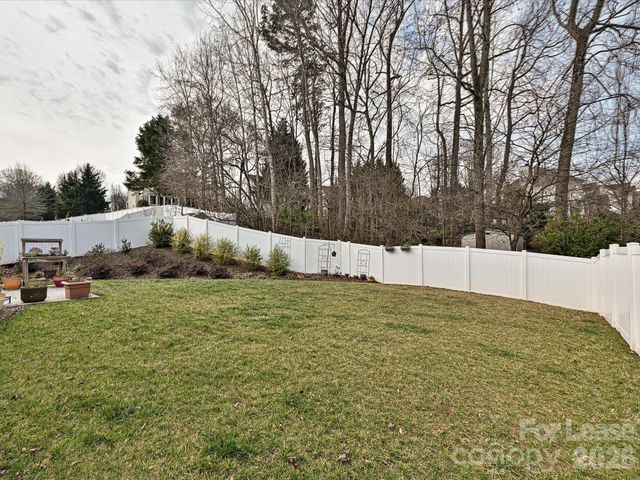 17405 Caldwell Track Drive, Huntersville, NC 28078