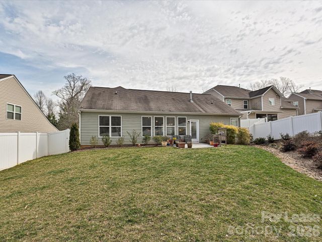 17405 Caldwell Track Drive, Huntersville, NC 28078