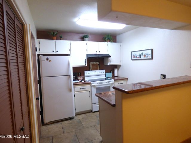 5751 N Kolb Rd Unit 5208, Tucson, AZ 85750