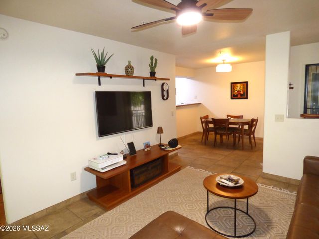 5751 N Kolb Rd Unit 5208, Tucson, AZ 85750