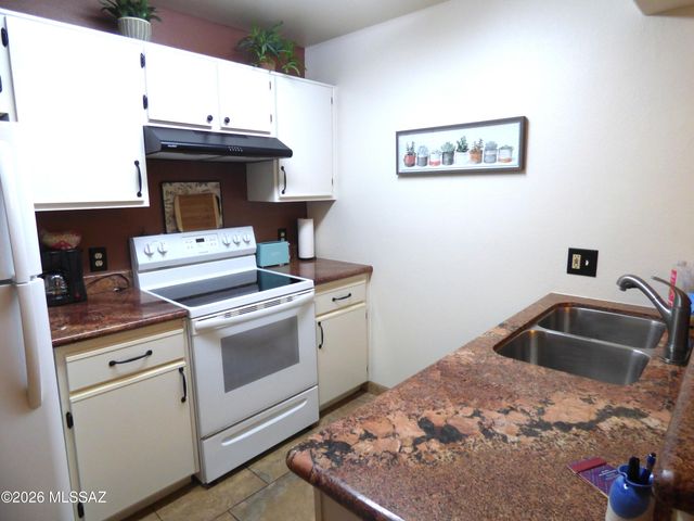 5751 N Kolb Rd Unit 5208, Tucson, AZ 85750