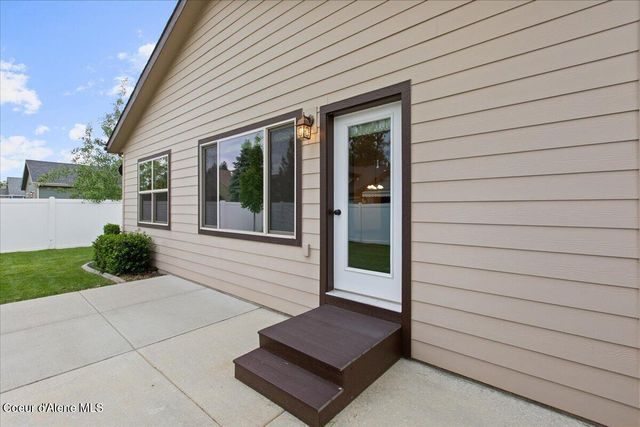 6676 N Idlewood DR, Coeur D'alene, ID 83815