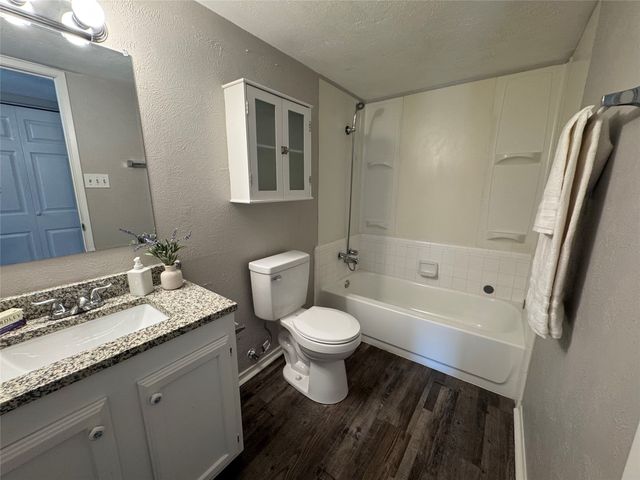 913 Valley View Drive, Allen, TX 75002