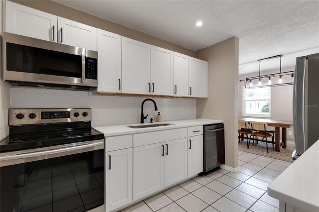 217 ROSE STREET, Auburndale, FL 33823