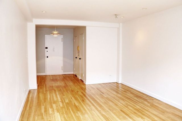 211 E 18th St Apt 2P, New York City, NY 10003