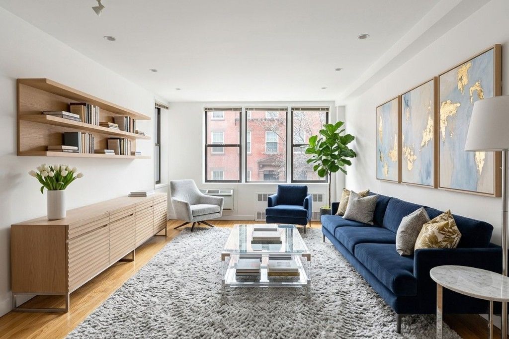 211 E 18th St Apt 2P, New York City, NY 10003