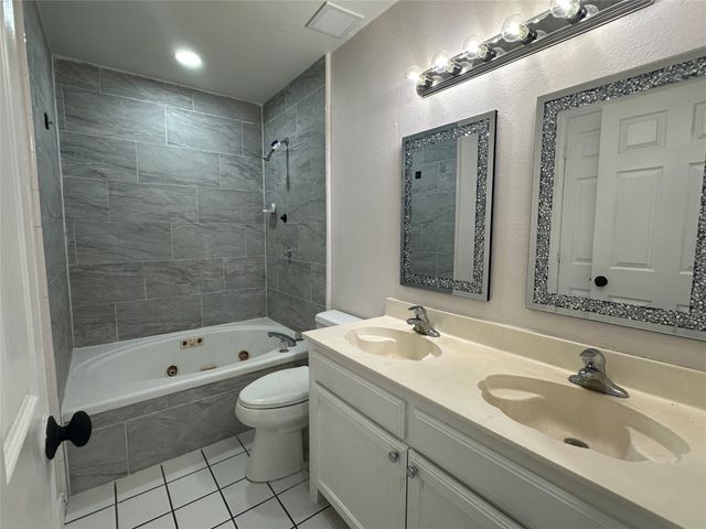 1000 Harris Drive, Euless, TX 76039
