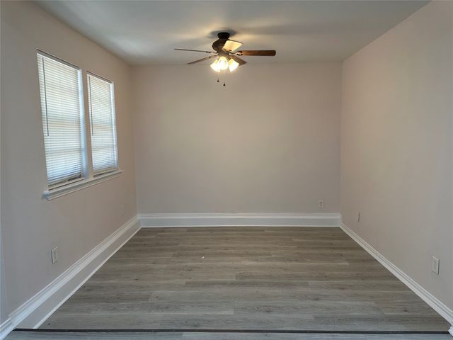 1000 Harris Drive, Euless, TX 76039