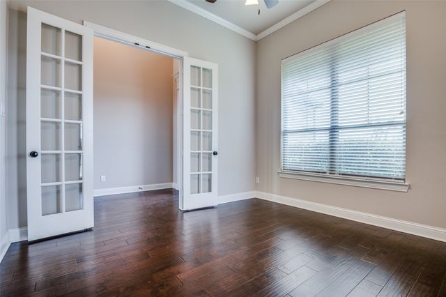 830 Cross Creek Court, Waxahachie, TX 75167