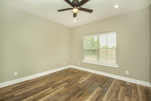 20492 US Hwy 377 A, Whitesboro, TX 76273
