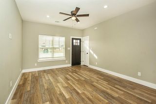 20492 US Hwy 377 A, Whitesboro, TX 76273
