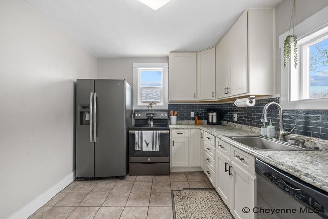 2700 AMES CT, Cheyenne, WY 82001