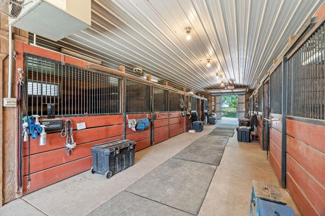 9060 County Road 26, Minnetrista, MN 55359