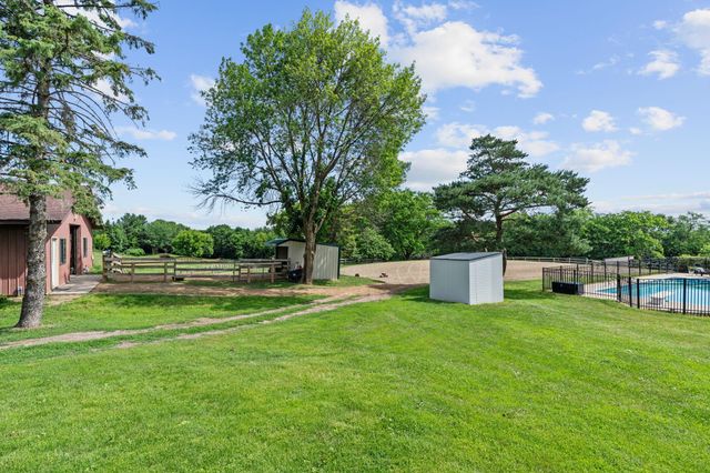 9060 County Road 26, Minnetrista, MN 55359