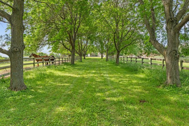 9060 County Road 26, Minnetrista, MN 55359