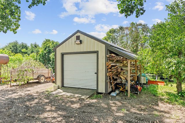9060 County Road 26, Minnetrista, MN 55359