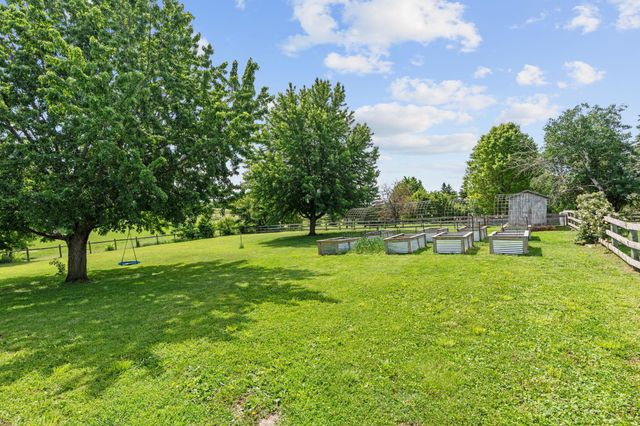 9060 County Road 26, Minnetrista, MN 55359
