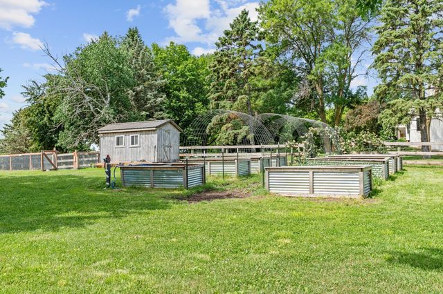 9060 County Road 26, Minnetrista, MN 55359