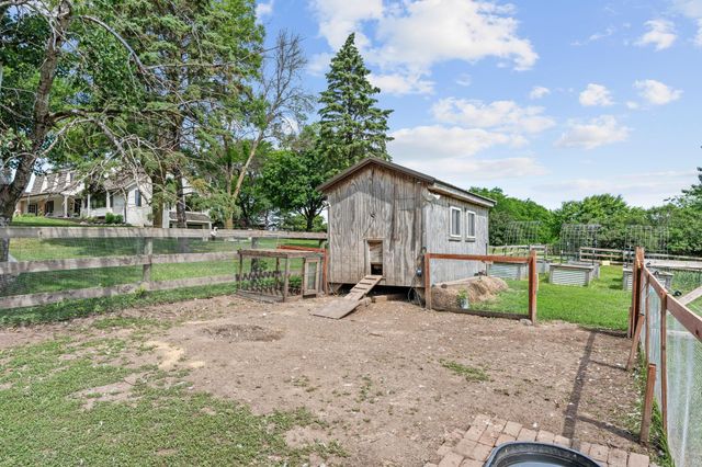 9060 County Road 26, Minnetrista, MN 55359