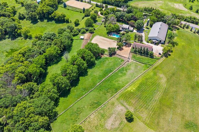 9060 County Road 26, Minnetrista, MN 55359