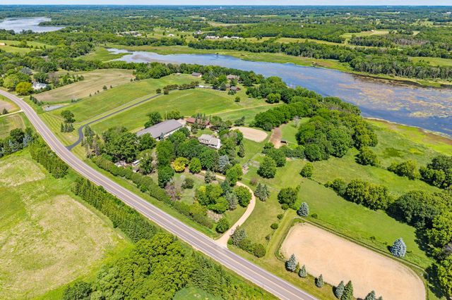 9060 County Road 26, Minnetrista, MN 55359
