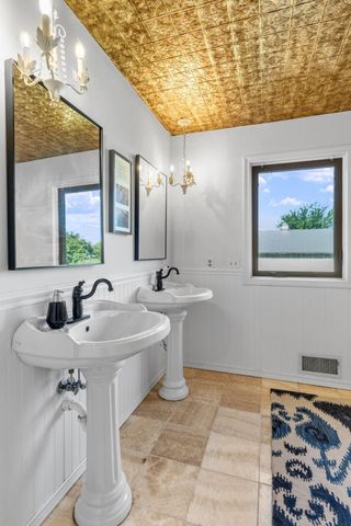 9060 County Road 26, Minnetrista, MN 55359