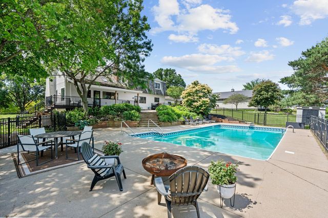 9060 County Road 26, Minnetrista, MN 55359