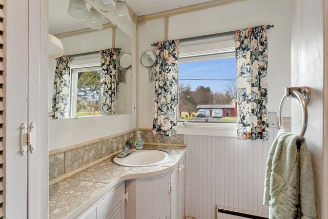 205 Loomis Hill Road, Waterbury, VT 05677
