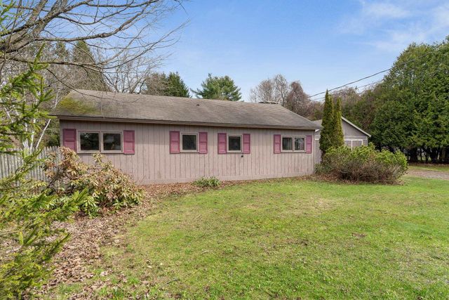 205 Loomis Hill Road, Waterbury, VT 05677