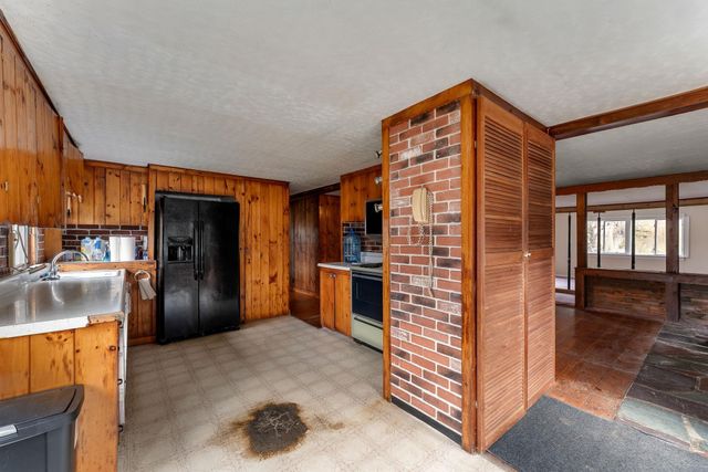 205 Loomis Hill Road, Waterbury, VT 05677