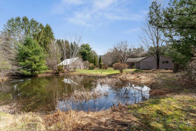 205 Loomis Hill Road, Waterbury, VT 05677