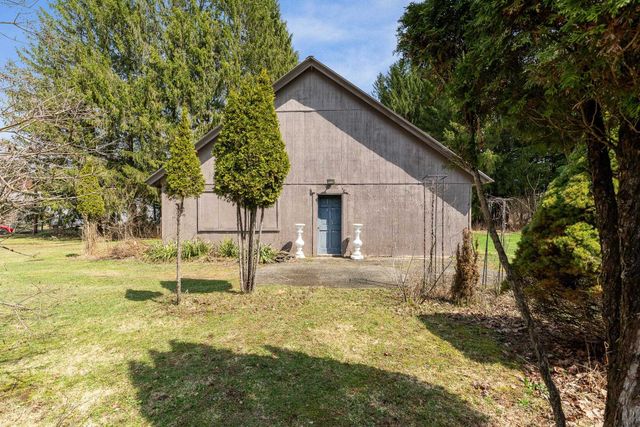 205 Loomis Hill Road, Waterbury, VT 05677