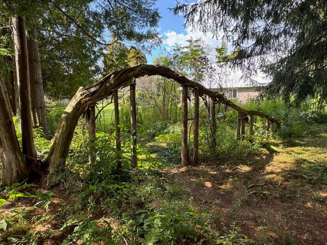 205 Loomis Hill Road, Waterbury, VT 05677