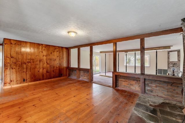 205 Loomis Hill Road, Waterbury, VT 05677