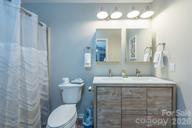 156 W Lake Drive S 1301, Lake Lure, NC 28746